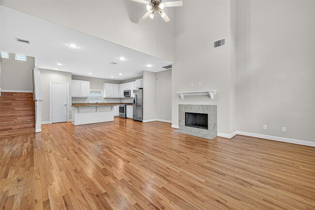 Building Photo - 11510 Main Ash Dr