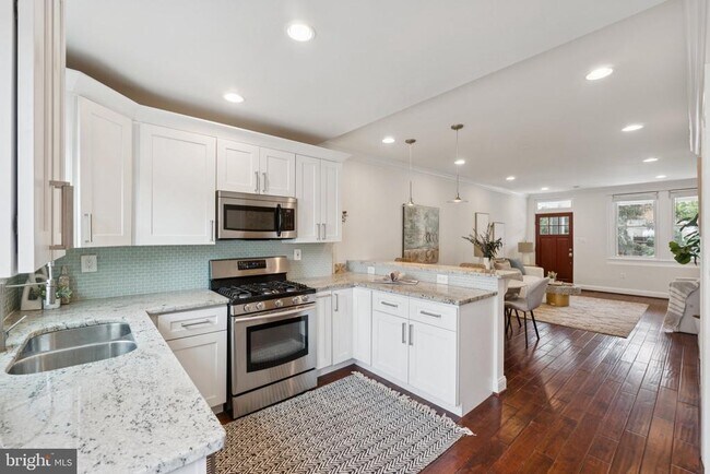 Building Photo - 5132 7th St NW