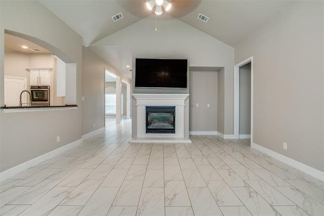 Building Photo - 7006 Woodsprings Dr
