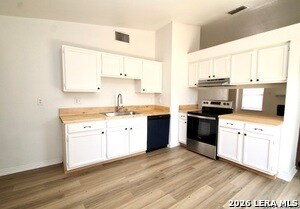 Building Photo - 4001 Colonial Sun Dr