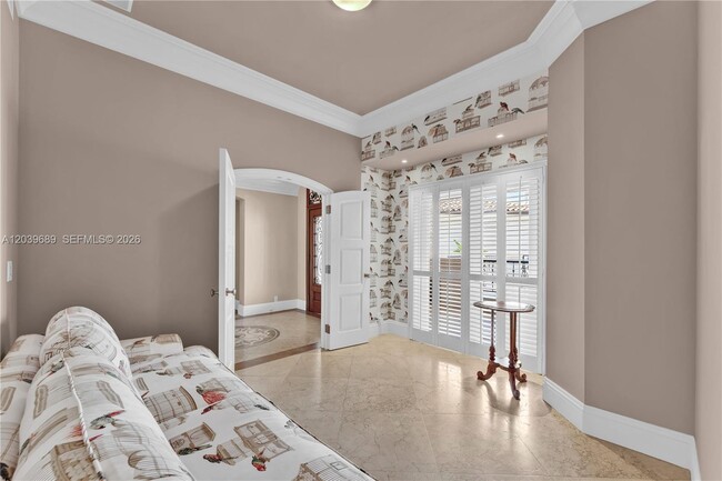 Building Photo - 2244 Fisher Island Dr