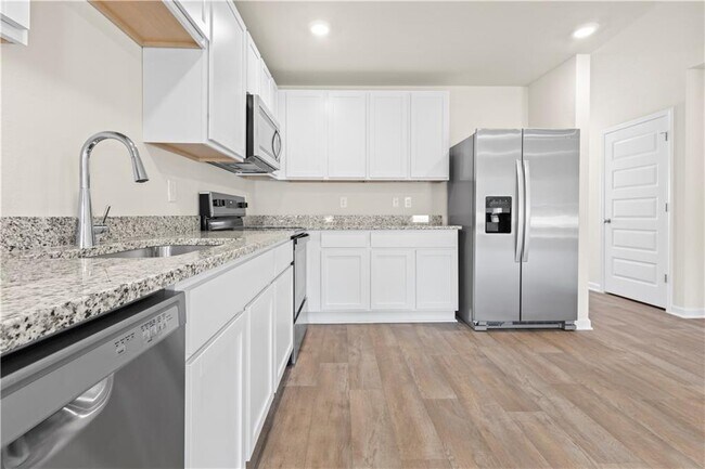 Building Photo - 1172 Sweet Laurel St