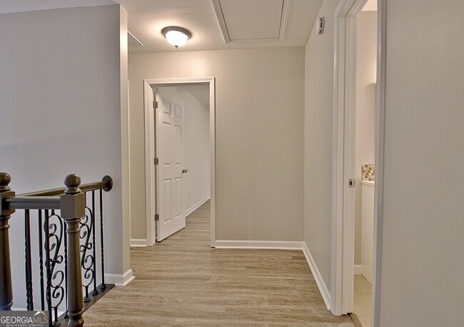 Building Photo - 338 Summer Pl