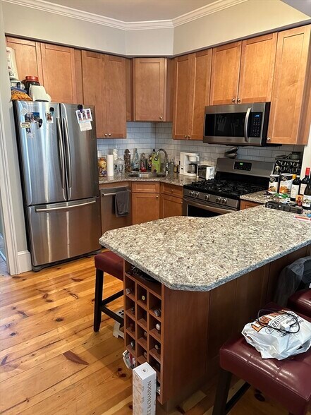 Primary Photo - 11 Gilson Rd