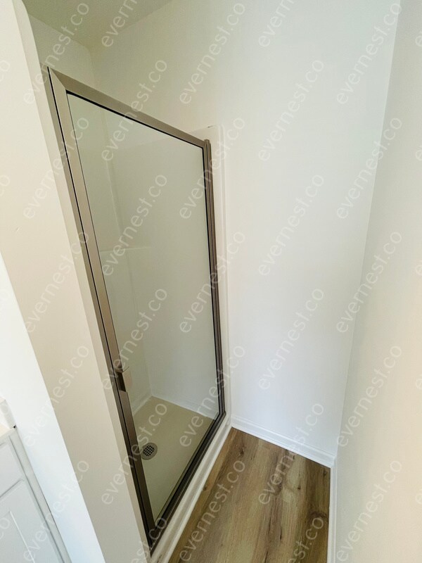 Building Photo - 2656 Lakevilla Dr