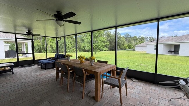 Building Photo - Beautiful 3 bed 2 bath Home - Unfurnished