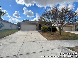 Building Photo - 5556 Columbia Dr