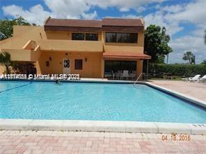 Building Photo - 430 Commodore Dr
