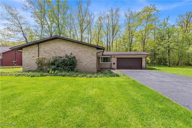 Building Photo - 6481 Glenwillow Dr