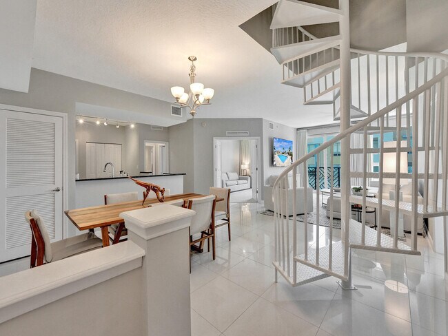 Building Photo - 225 NE 1st St