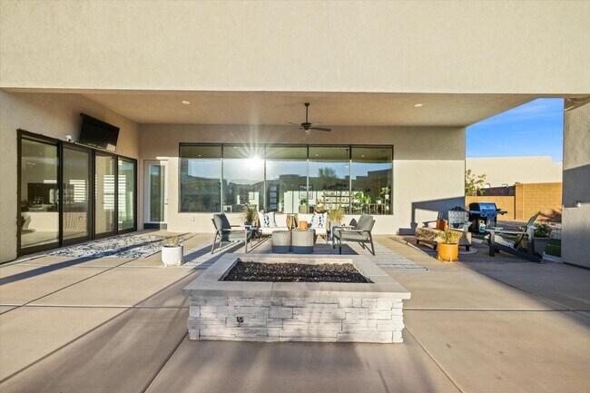 Building Photo - 4739 Fish Rock Cir