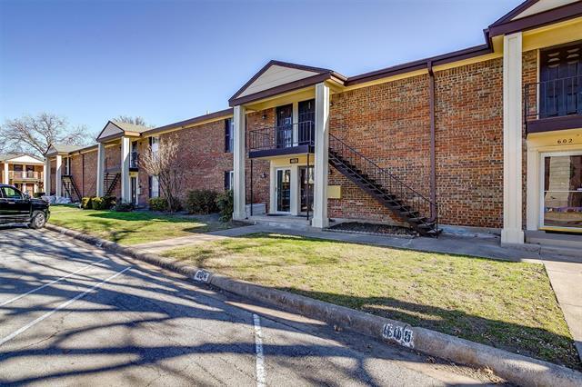 Primary Photo - 4020 Ridglea Country Club Dr
