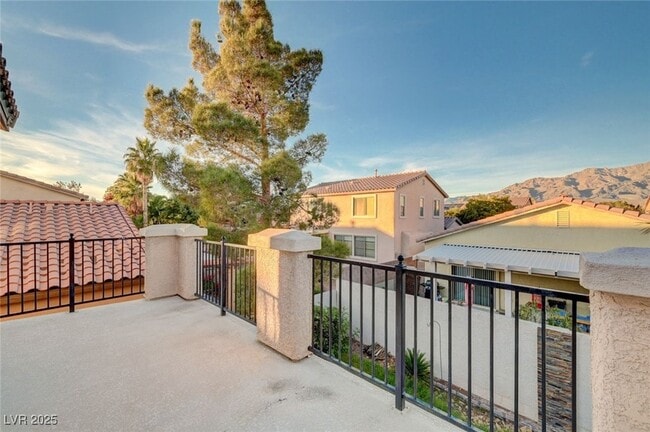 Building Photo - 4328 Desert Home Ave