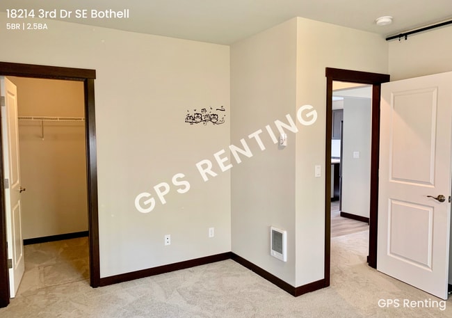 Building Photo - 18214 3rd Dr SE