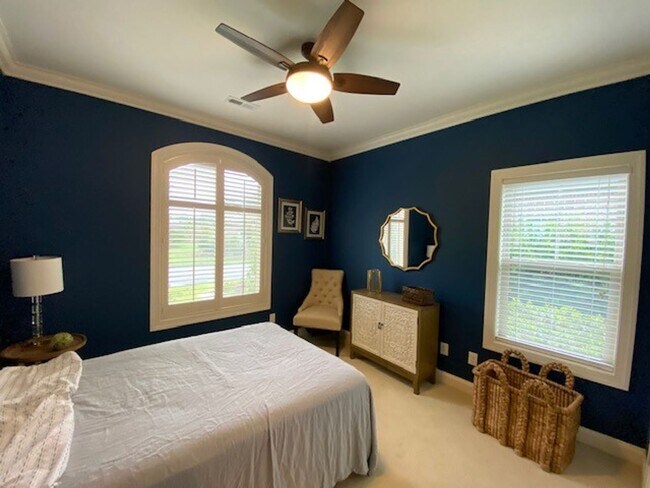 Building Photo - 1333 Garden Springs Ct