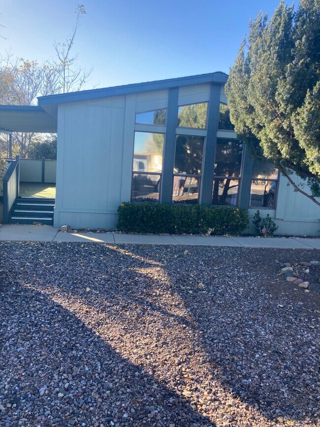 Building Photo - 3170 Samaritan Way
