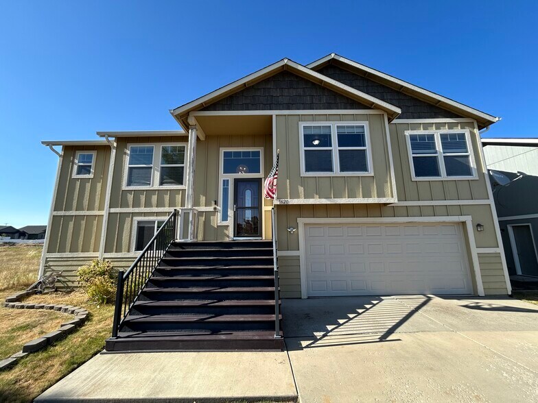 Primary Photo - 1620 W Carolina Way
