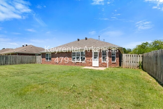 Building Photo - Great Location 3 Bedroom in Bentonville!
