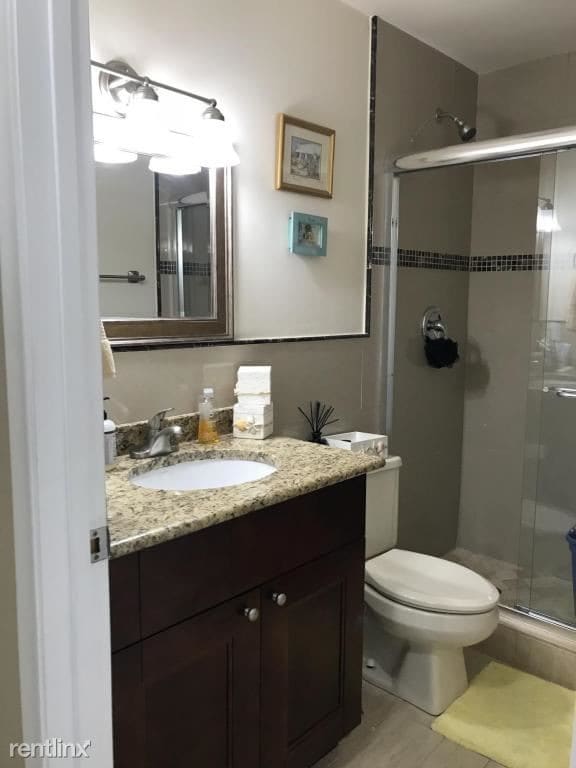 Building Photo - 3 br, 2 bath Townhome - 9087 SW 22nd St Apt A