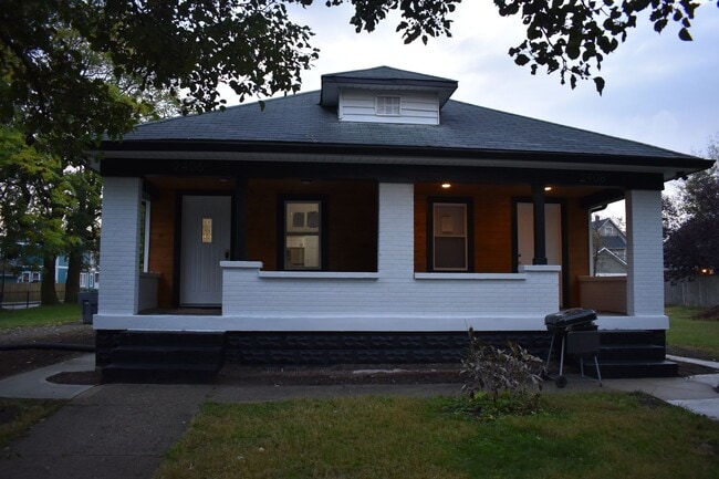 Building Photo - 2406 N Talbott St