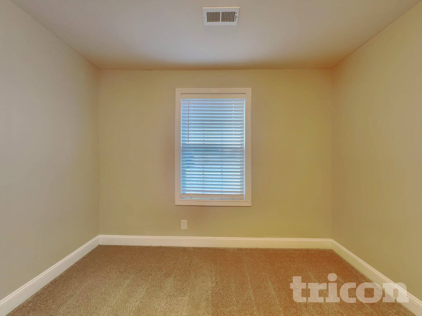 Building Photo - 1489 Coronado Dr