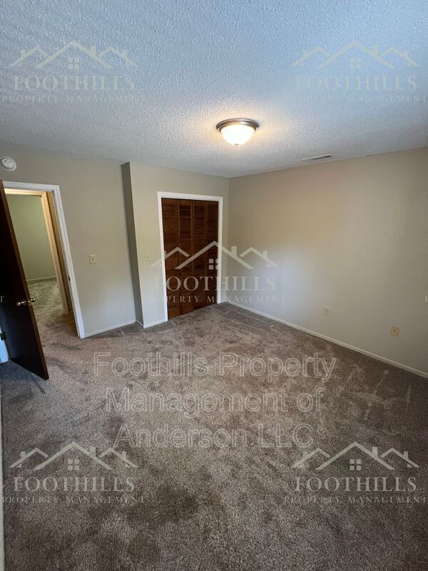 Building Photo - 5542A Old Pearman Dairy Rd.