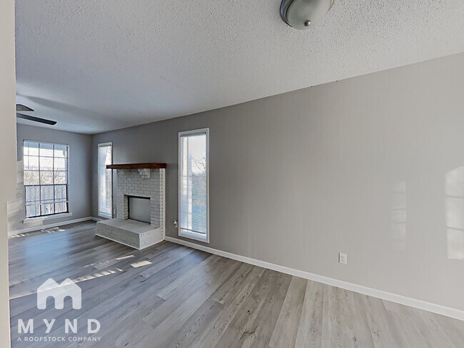 Building Photo - 629 Bennett Dr