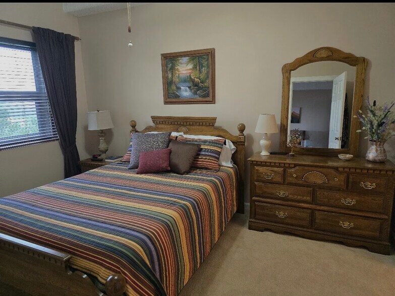 Building Photo - 303 Sugar Top Dr