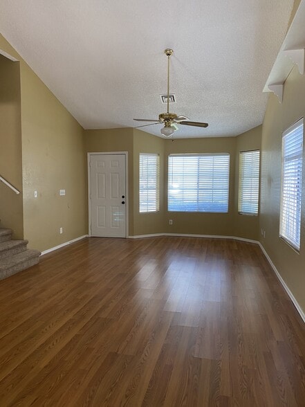 Building Photo - 5061 W Chicago Cir S