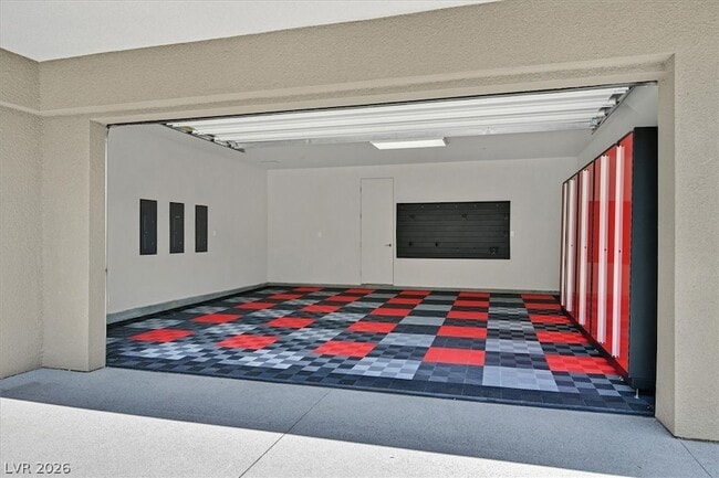 Building Photo - 807 Magnum Cliff Ct