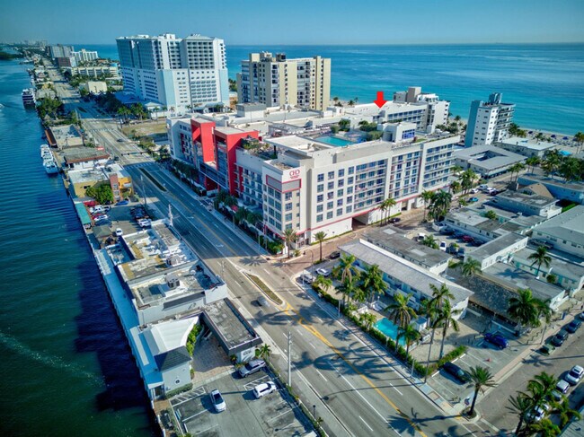 Building Photo - 777 N Ocean Dr