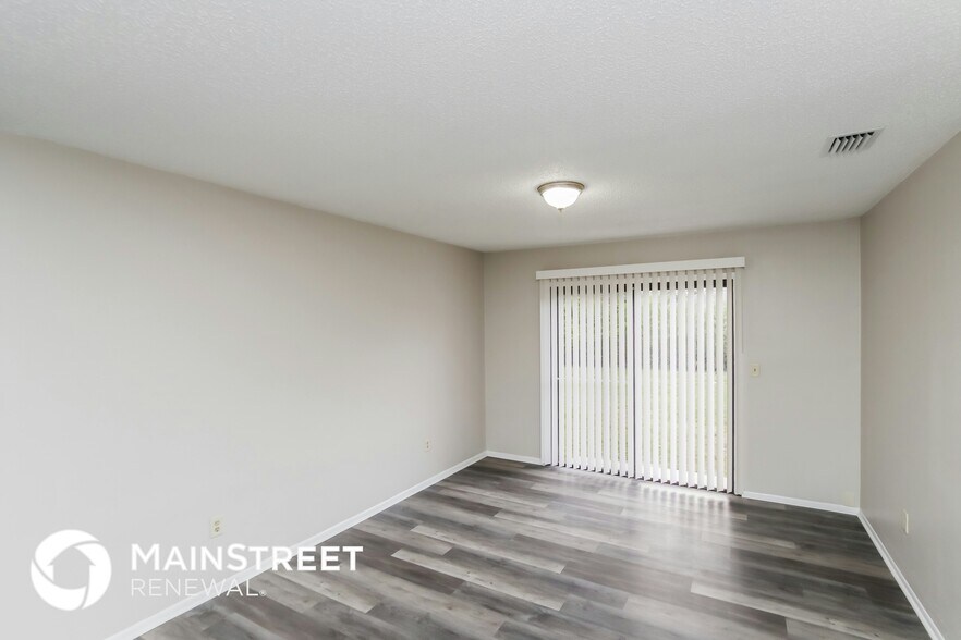 Building Photo - 1460 Cass Ave NW