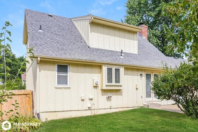 Building Photo - 1105 NE RIDGEVIEW DR, LEES SUMMIT, MO 64086