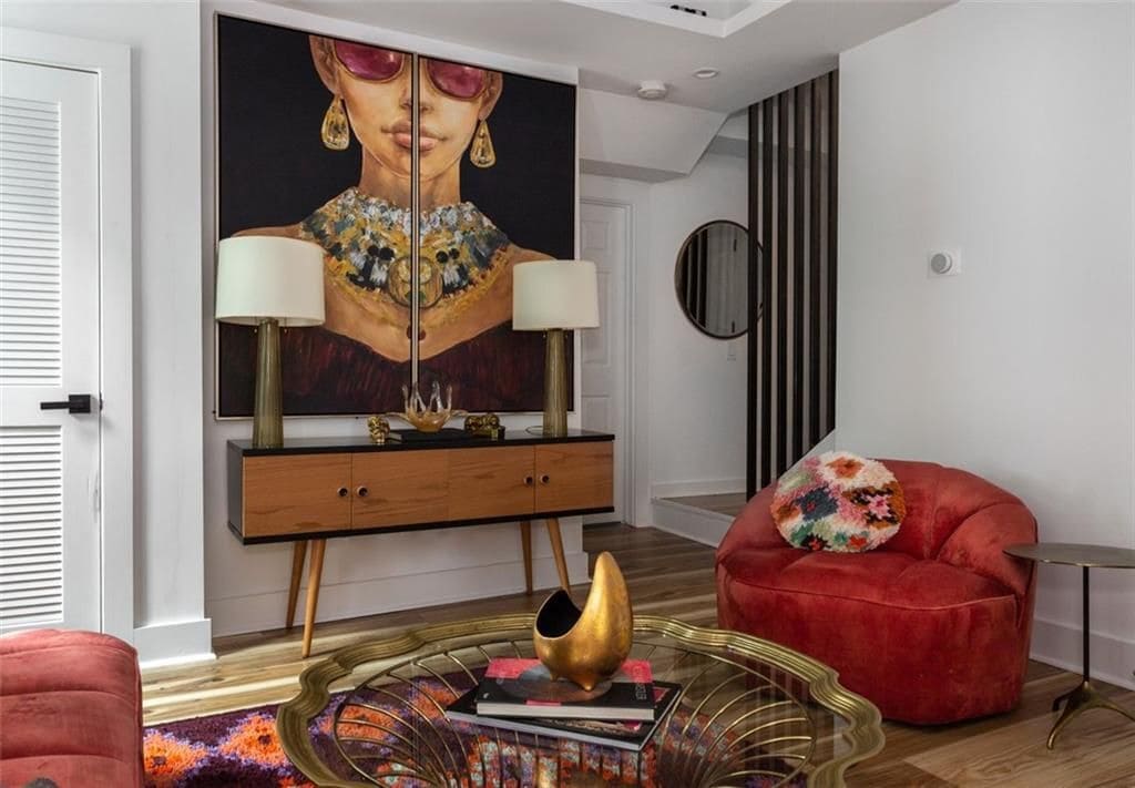 Building Photo - 724 Charles Allen Dr NE