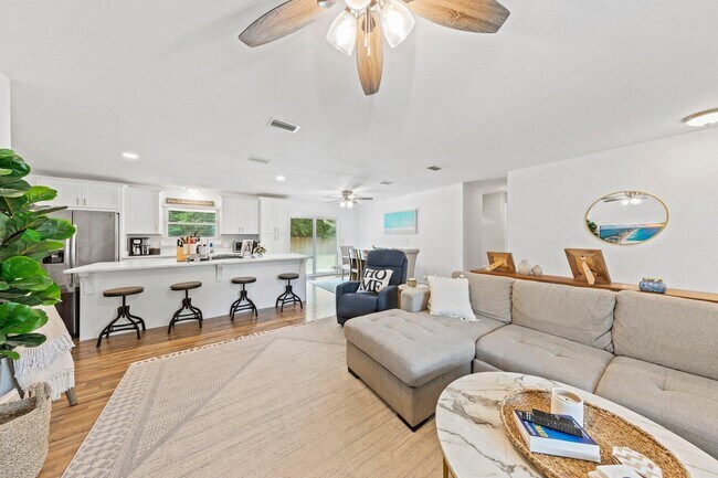 Building Photo - 109 Friar Tuck Dr