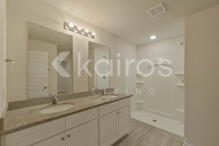 Building Photo - 408 Monarch Ln