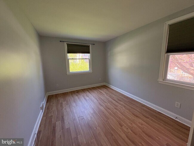 Building Photo - 2515 Woodleigh Rd