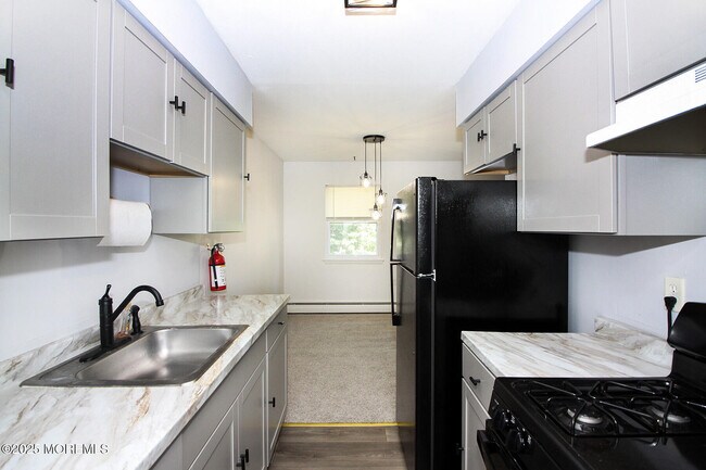 Building Photo - 12 Windsor Terrace