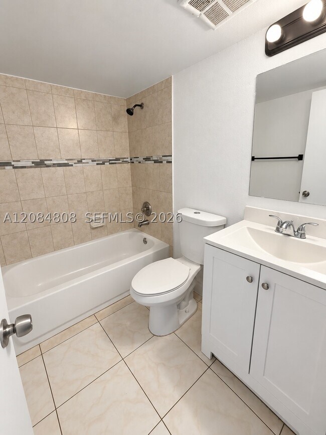 Building Photo - 2237 NW 55th Terrace
