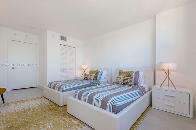 Building Photo - 90 Alton Rd