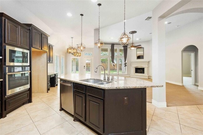 Building Photo - 2423 Rosillos Peak Dr