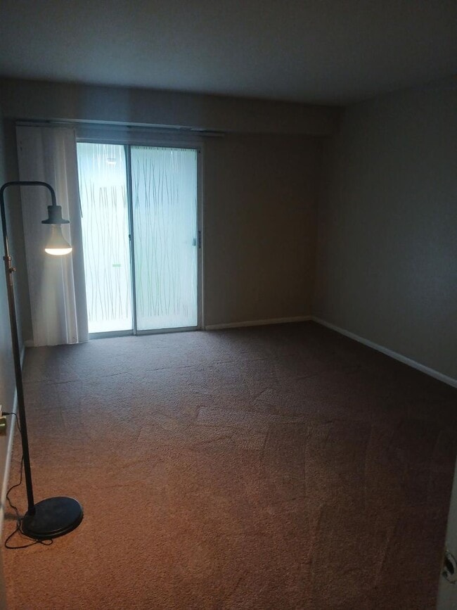 Building Photo - 908A Stockton Ct