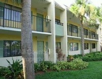 Building Photo - 1205 Meadows Cir