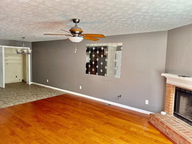 Building Photo - 117 Davis Mill Ct