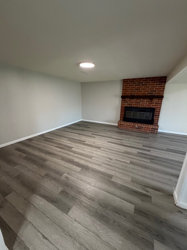 Building Photo - 1426 Northfield Park Blvd