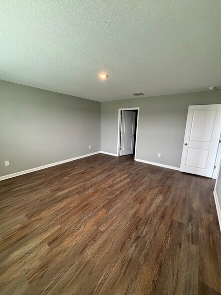Building Photo - 34974 Daisy Meadow Loop