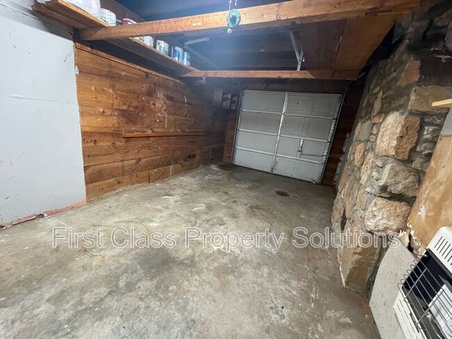 Building Photo - 1126 NW 55th St