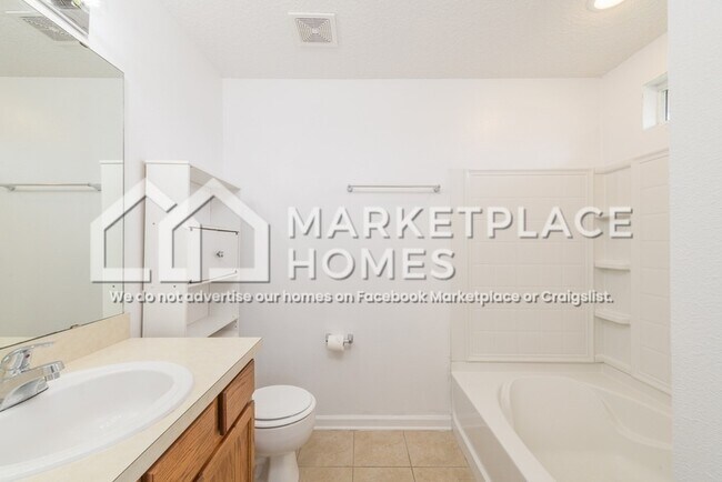 Building Photo - 1431 Biscayne Bay Dr