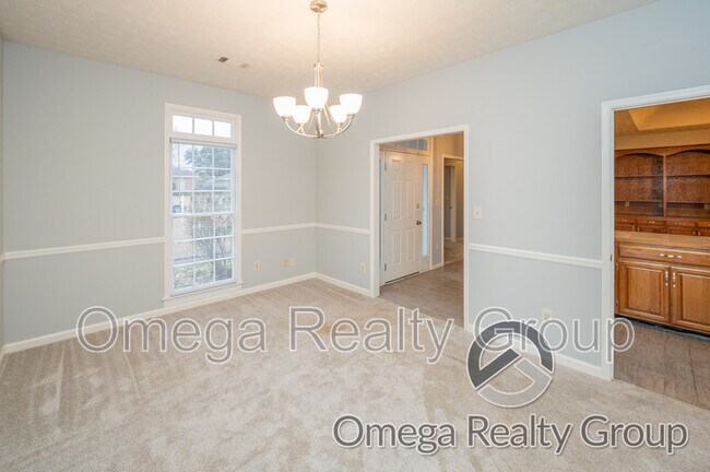 Building Photo - 6928 Cherry Creek Dr