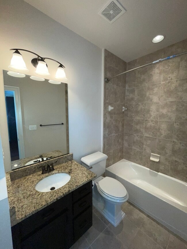 Building Photo - 619 Sprintsail Way